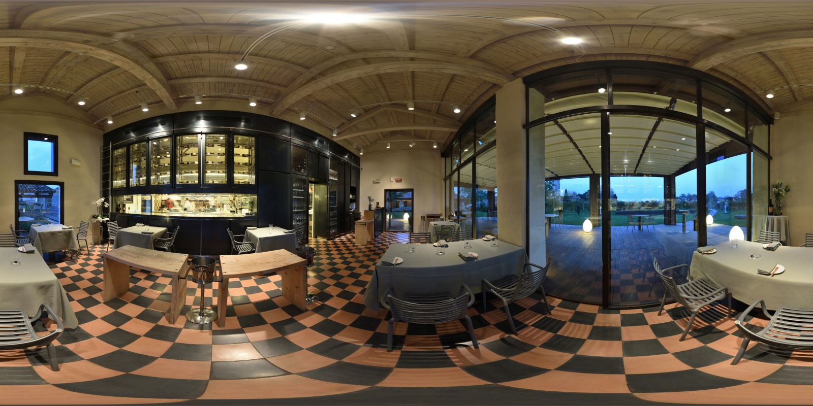 A 360 degree virtual tour of the interior of a Michelin star restaurant, Mazzorbo, Veneto, Italy