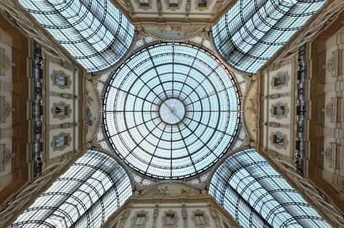 The glass dome ceiling of Galleria Vittorio Emanuele II, 360 VR panoramas let you look up down and all around, to take in all the details of this historic building.